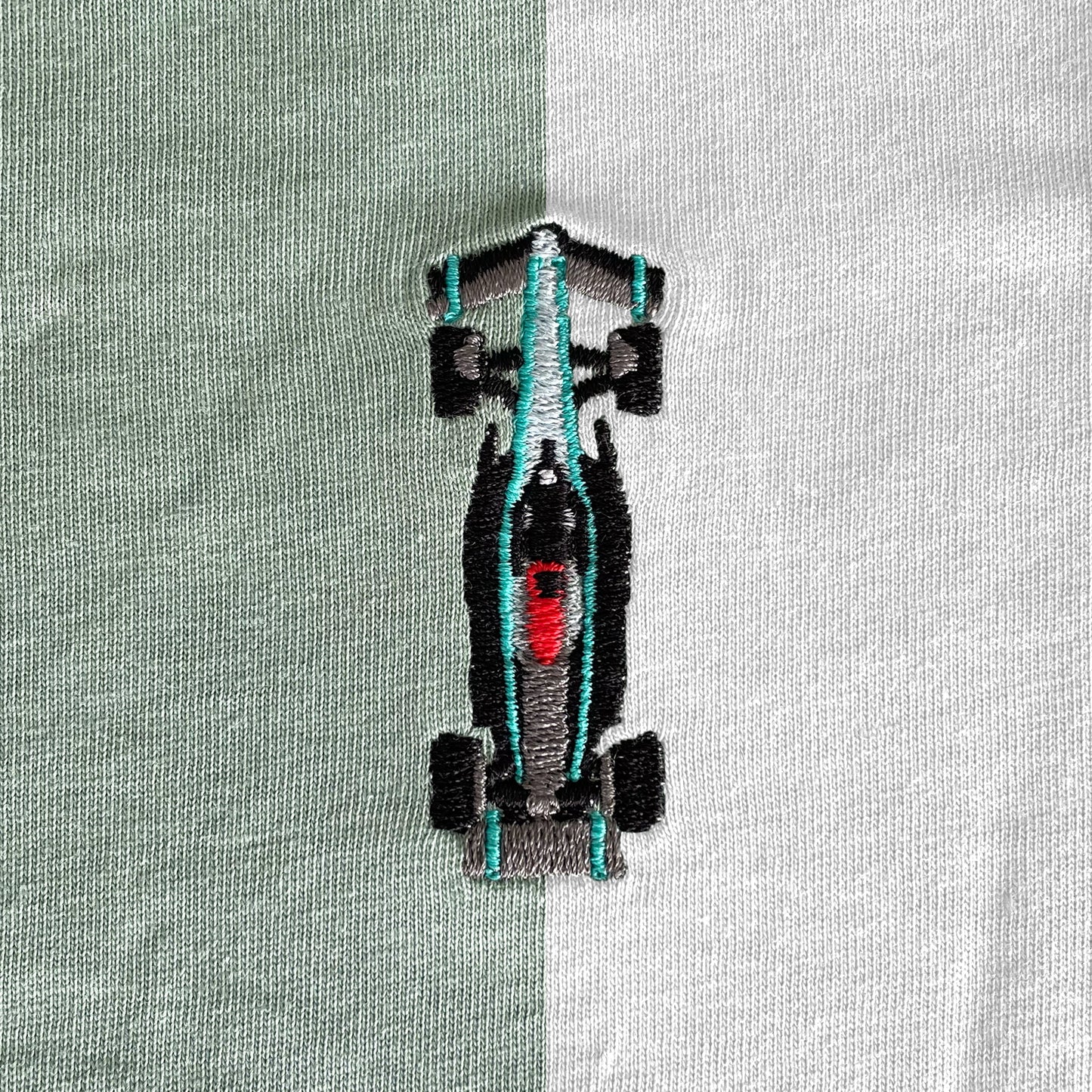 24MER — Embroidery T-shirt